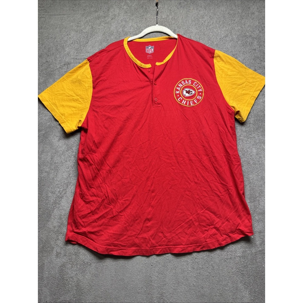 Kansas City Chiefs NFL Henley Shirt 2XL Red Yellow Embroidered Short Sleeve Logo - Picture 2 of 11